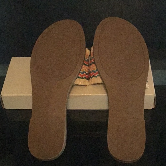 Ladies Raffia Sandals - Picture 3 of 4